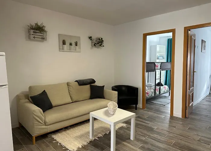 Alojamiento Entero. Piso En El Centro De El Vendrell.