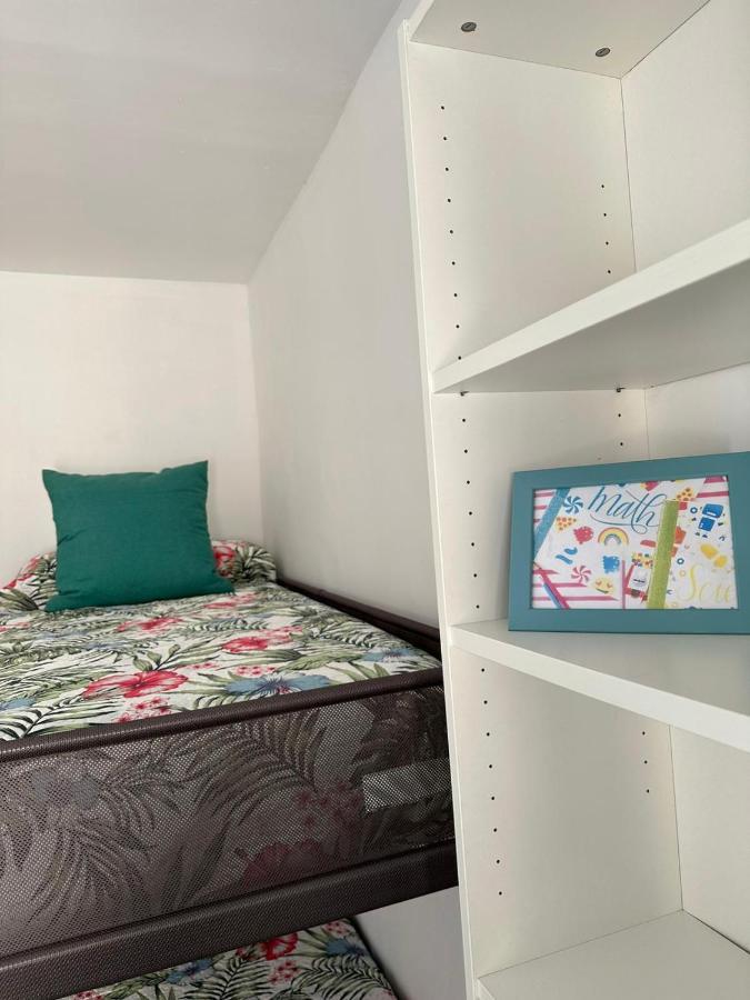 Entero. Piso En El Centro De El Vendrell. Appartement *
