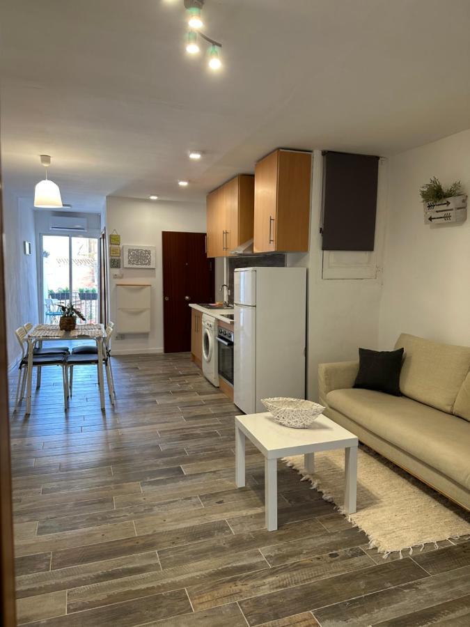 Entero. Piso En El Centro De El Vendrell. *